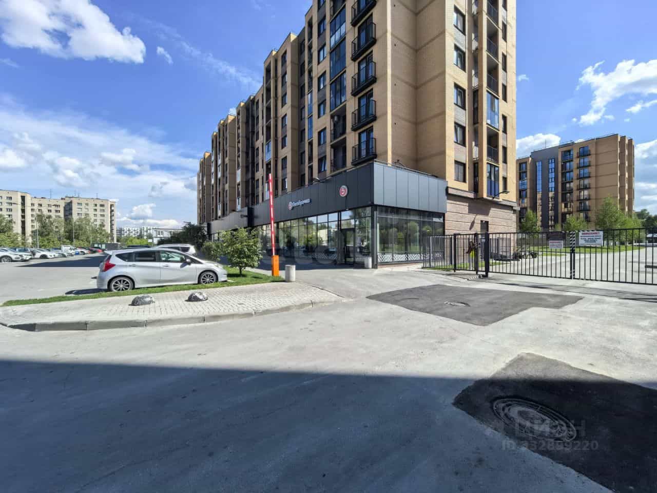 Россия, Новосибирск, улица Василия Клевцова, 1, фото 48