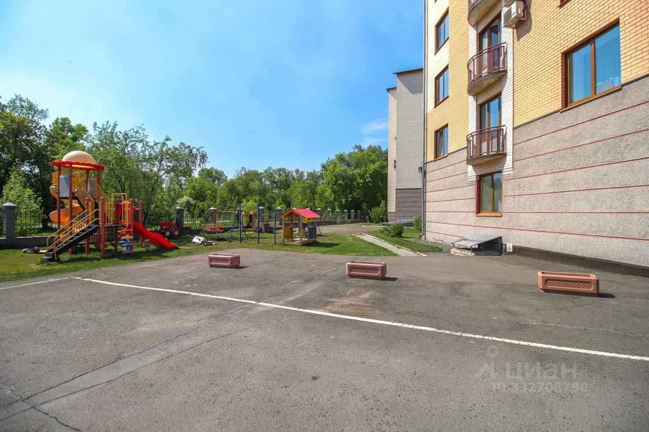 Россия, Алтайский край, Барнаул, микрорайон ВРЗ, Ленская улица, 1В, фото 30