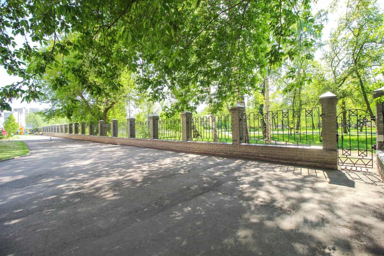 Россия, Алтайский край, Барнаул, микрорайон ВРЗ, Ленская улица, 1В, фото 35
