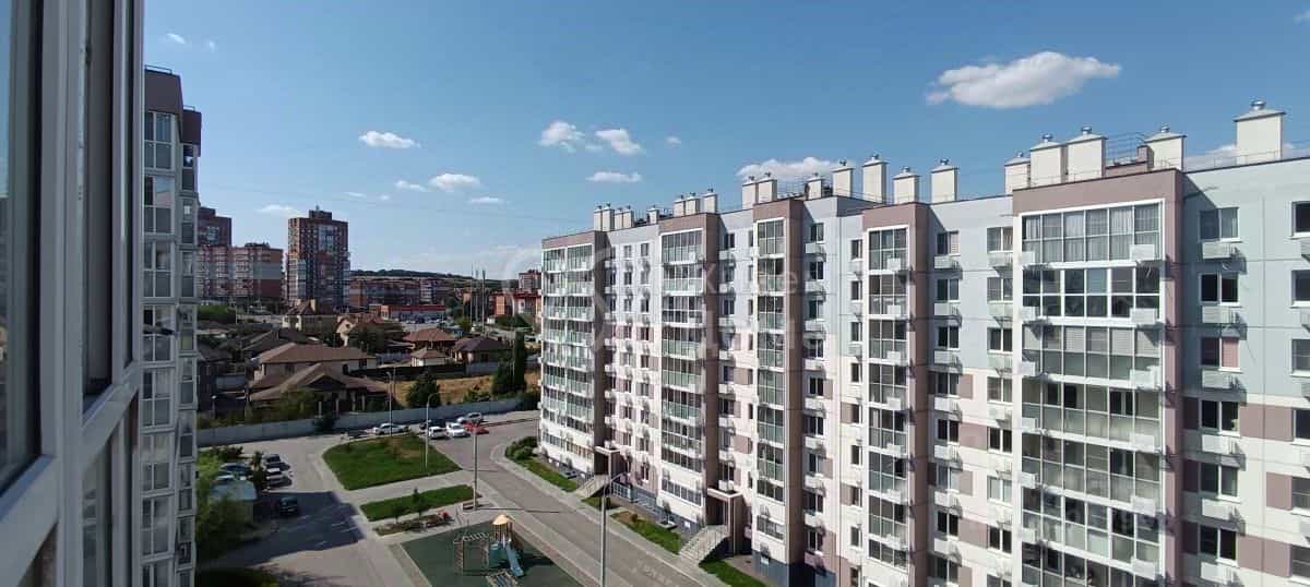 Россия, Волгоград, улица Гаря Хохолова, 11, фото 10