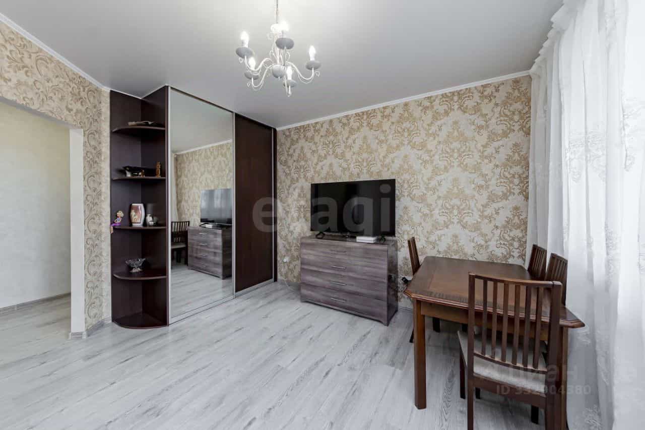 Россия, Тюмень, улица Станислава Карнацевича, 1, фото 8