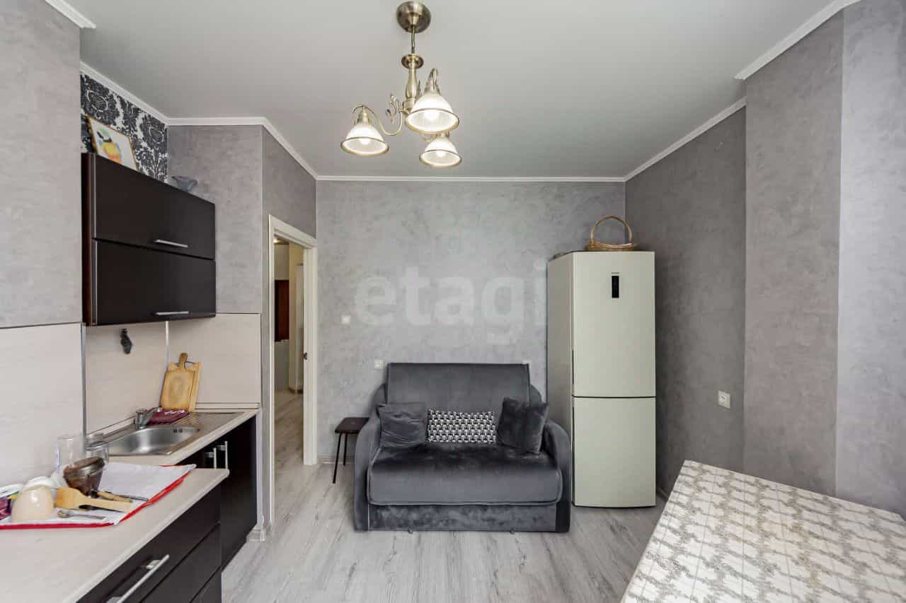 Россия, Тюмень, улица Станислава Карнацевича, 1, фото 12
