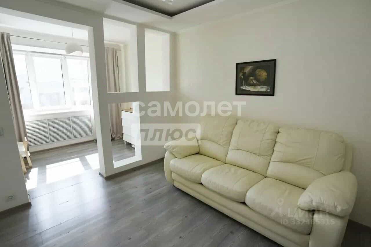 Россия, Омск, посёлок Амурский, улица Багратиона, 21к1, фото 5