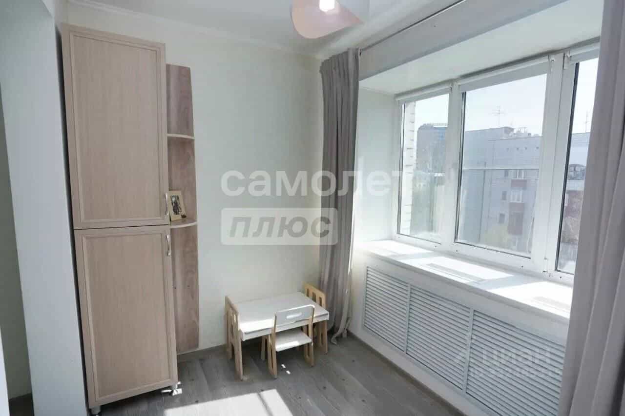 Россия, Омск, посёлок Амурский, улица Багратиона, 21к1, фото 11