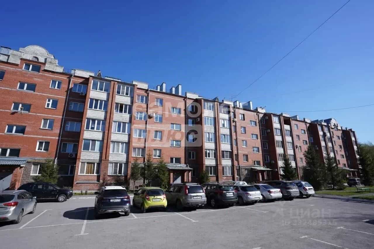 Россия, Омск, посёлок Амурский, улица Багратиона, 21к1, фото 22
