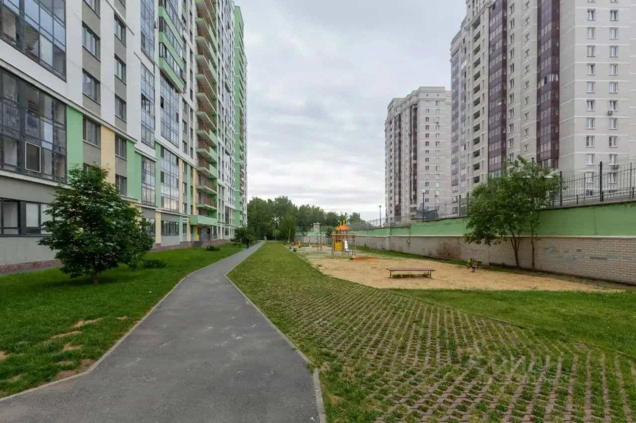 Россия, Свердловская область, Екатеринбург, улица Старых Большевиков, 3, фото 11