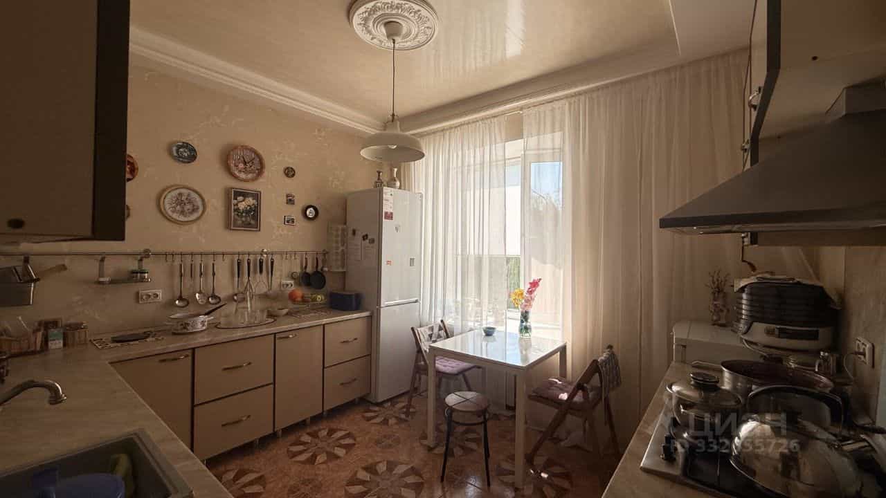 Россия, Ульяновск, улица Ленина, 144, фото 7