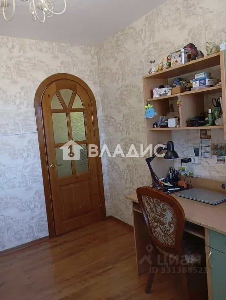Россия, Республика Бурятия, Улан-Удэ, микрорайон Аэропорт, 23, фото 16
