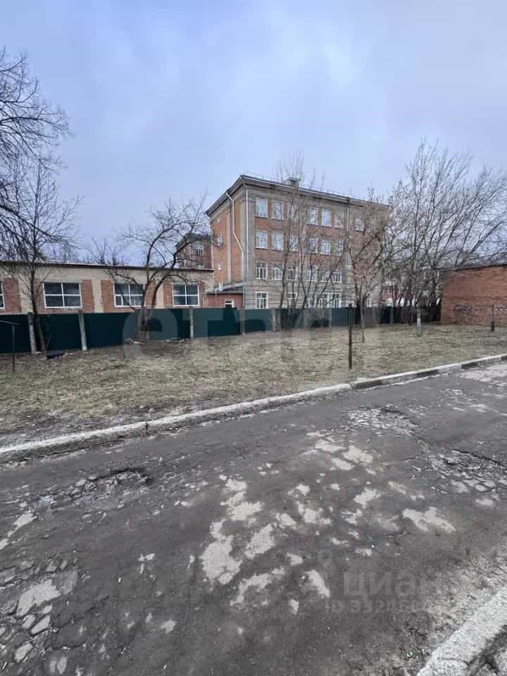 Россия, Тульская область, Донской, микрорайон Северо-Задонск, Школьная улица, 30