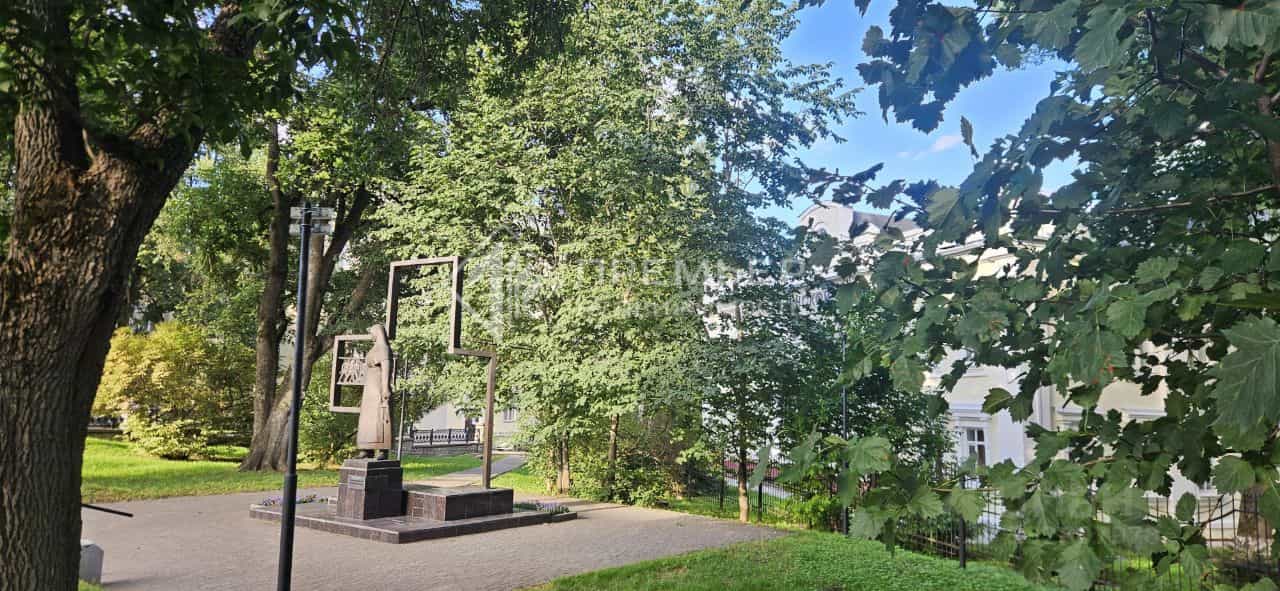 Россия, Киров, улица Молодой Гвардии, 43В, фото 2