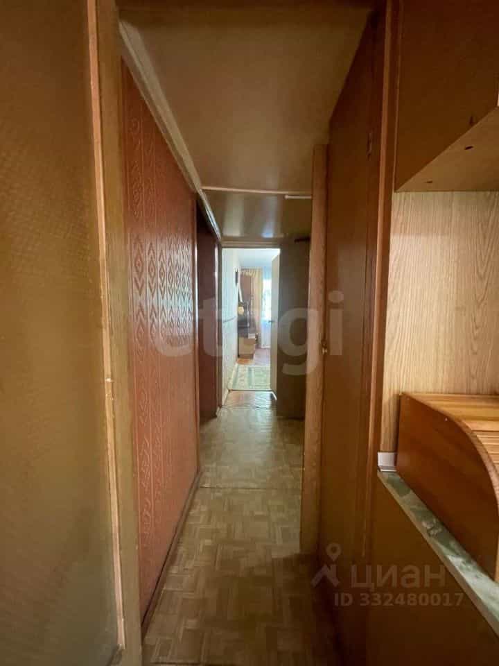 Россия, Псковская область, Остров, квартал Остров-3, 17, фото 9