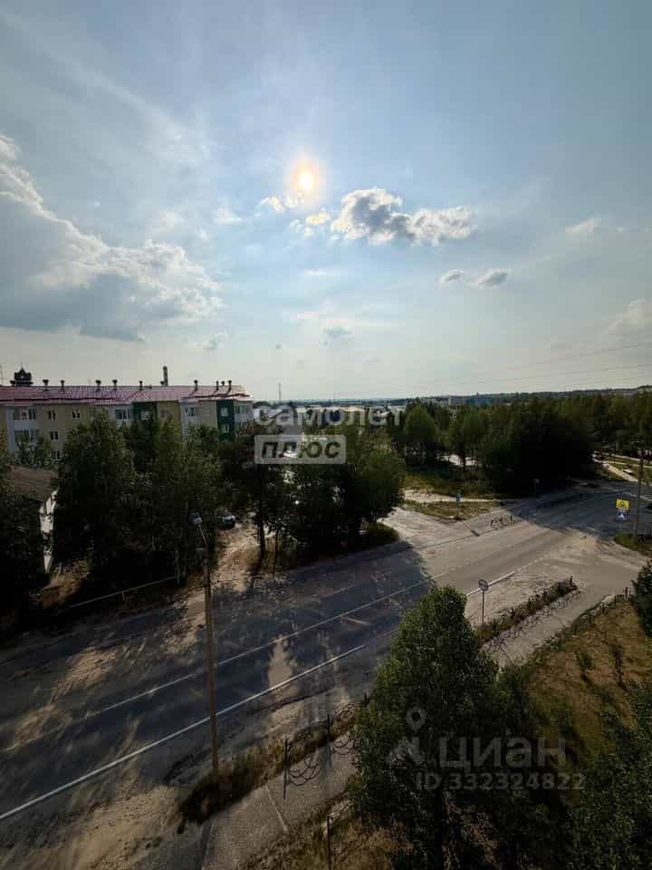 Россия, Ямало-Ненецкий автономный округ, Ноябрьск, улица Космонавтов, 20, фото 7