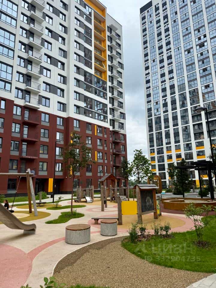Россия, Свердловская область, Екатеринбург, улица Крауля, 107/4, фото 13