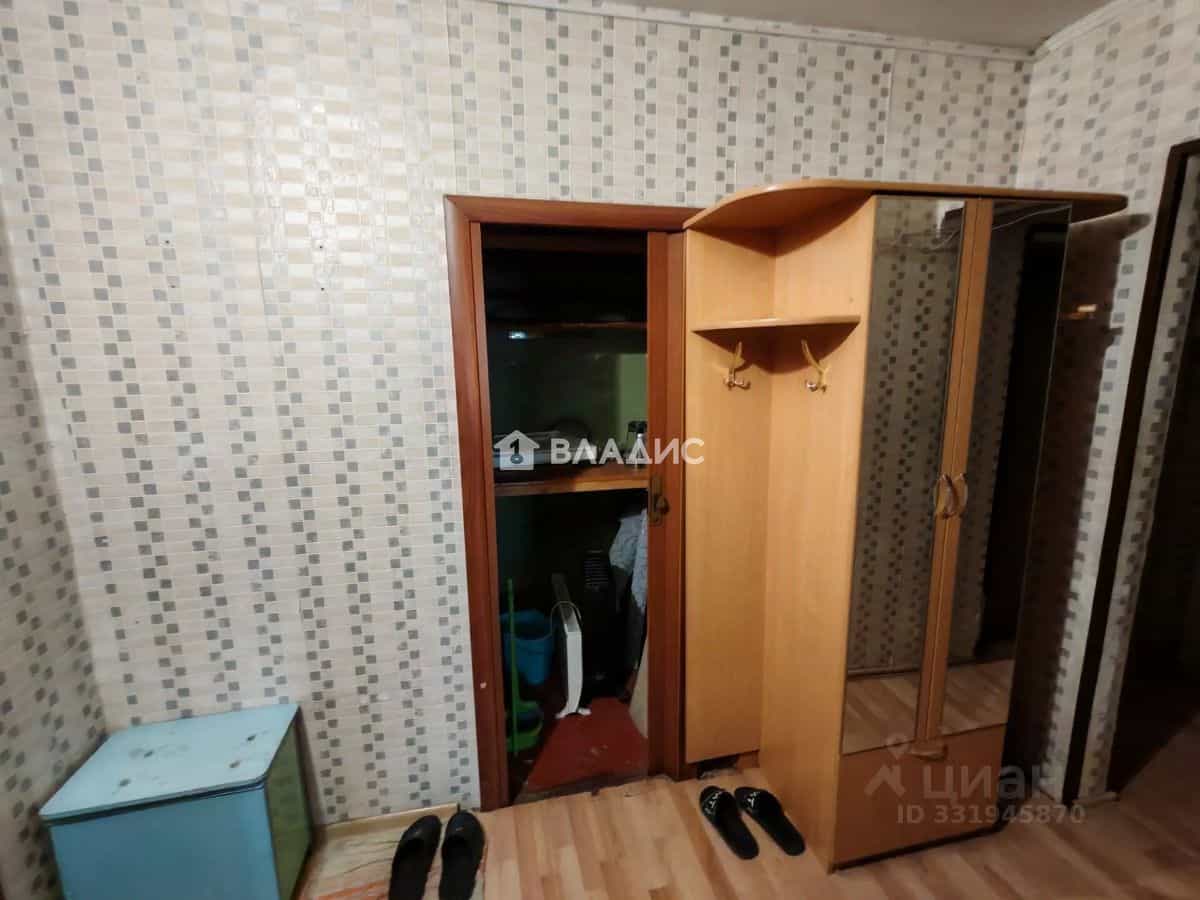 Россия, Республика Бурятия, Улан-Удэ, 102-й микрорайон, улица Ринчино, 8, фото 2