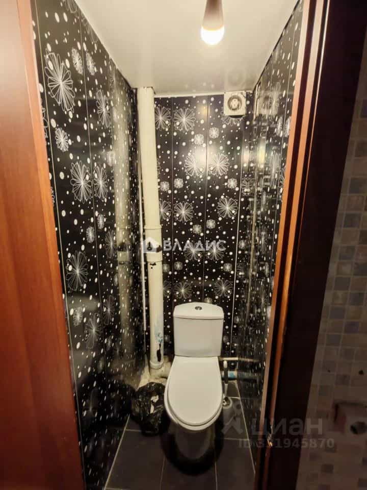 Россия, Республика Бурятия, Улан-Удэ, 102-й микрорайон, улица Ринчино, 8, фото 13