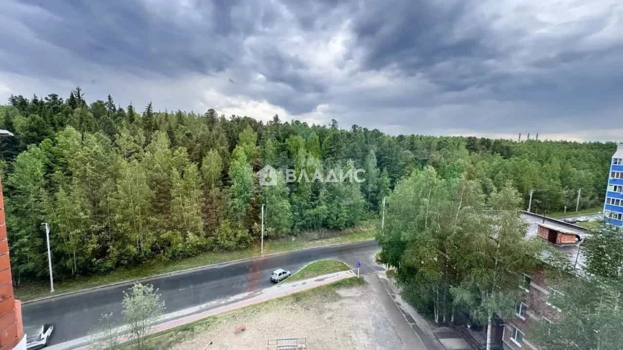 Россия, Ханты-Мансийский автономный округ — Югра, Пыть-Ях, улица Романа Кузоваткина, 16, фото 13