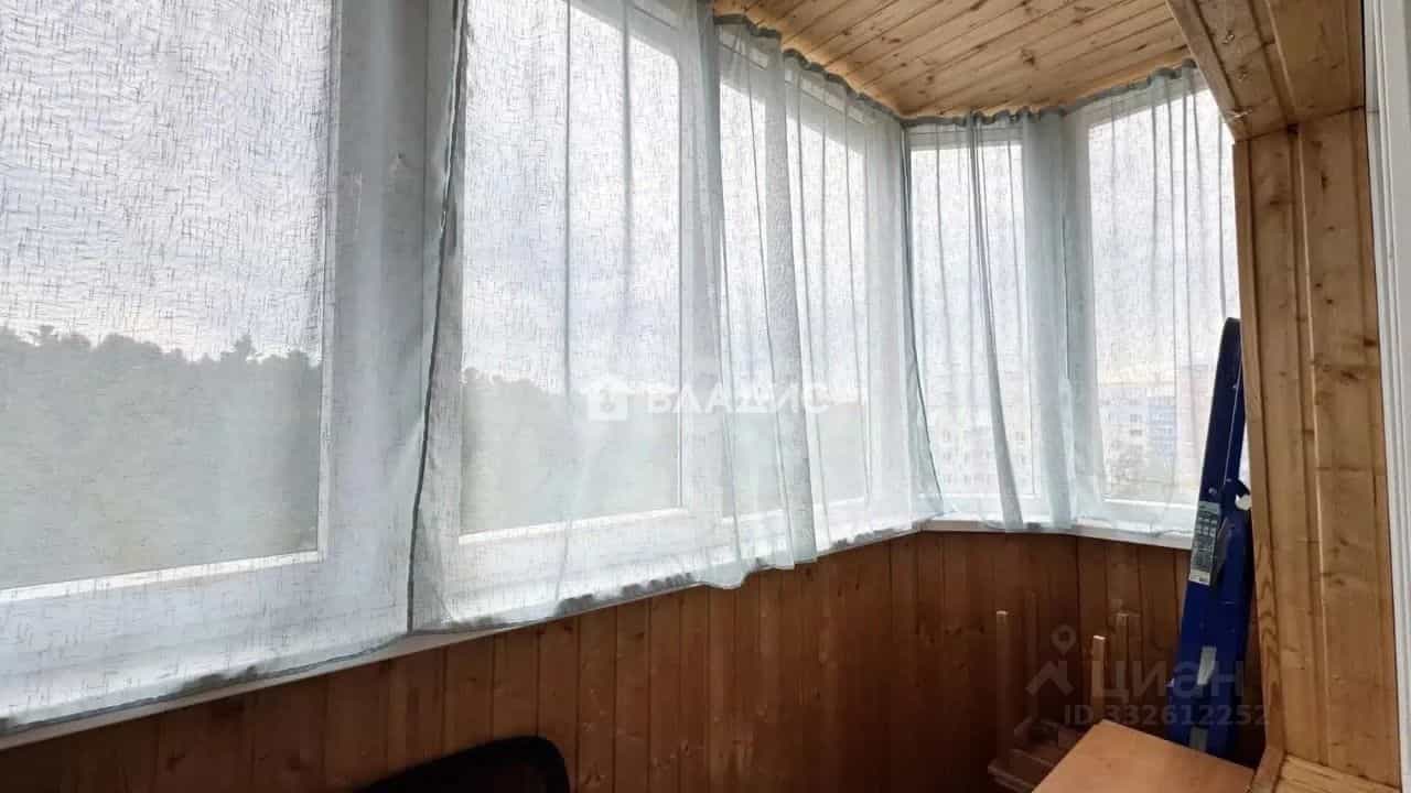 Россия, Ханты-Мансийский автономный округ — Югра, Пыть-Ях, улица Романа Кузоваткина, 16, фото 14