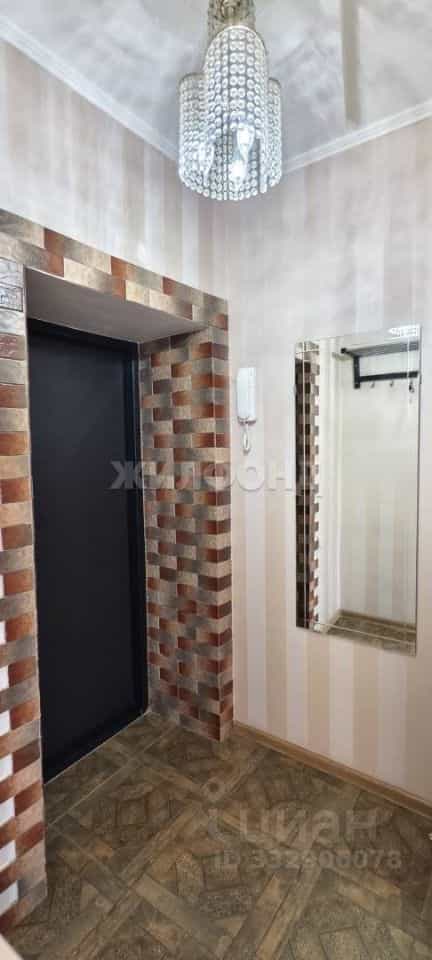 Россия, Новосибирск, проспект Дзержинского, 30, фото 2
