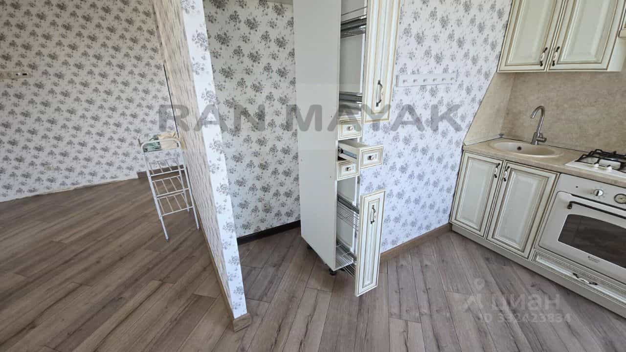 Россия, Республика Адыгея (Адыгея), Майкоп, улица Шовгенова, 4, фото 6