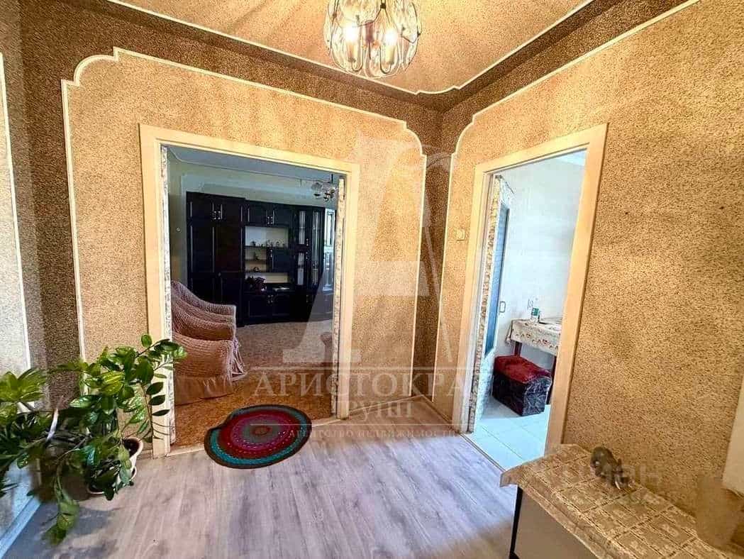 Россия, Ставропольский край, Пятигорск, улица Мира, 44