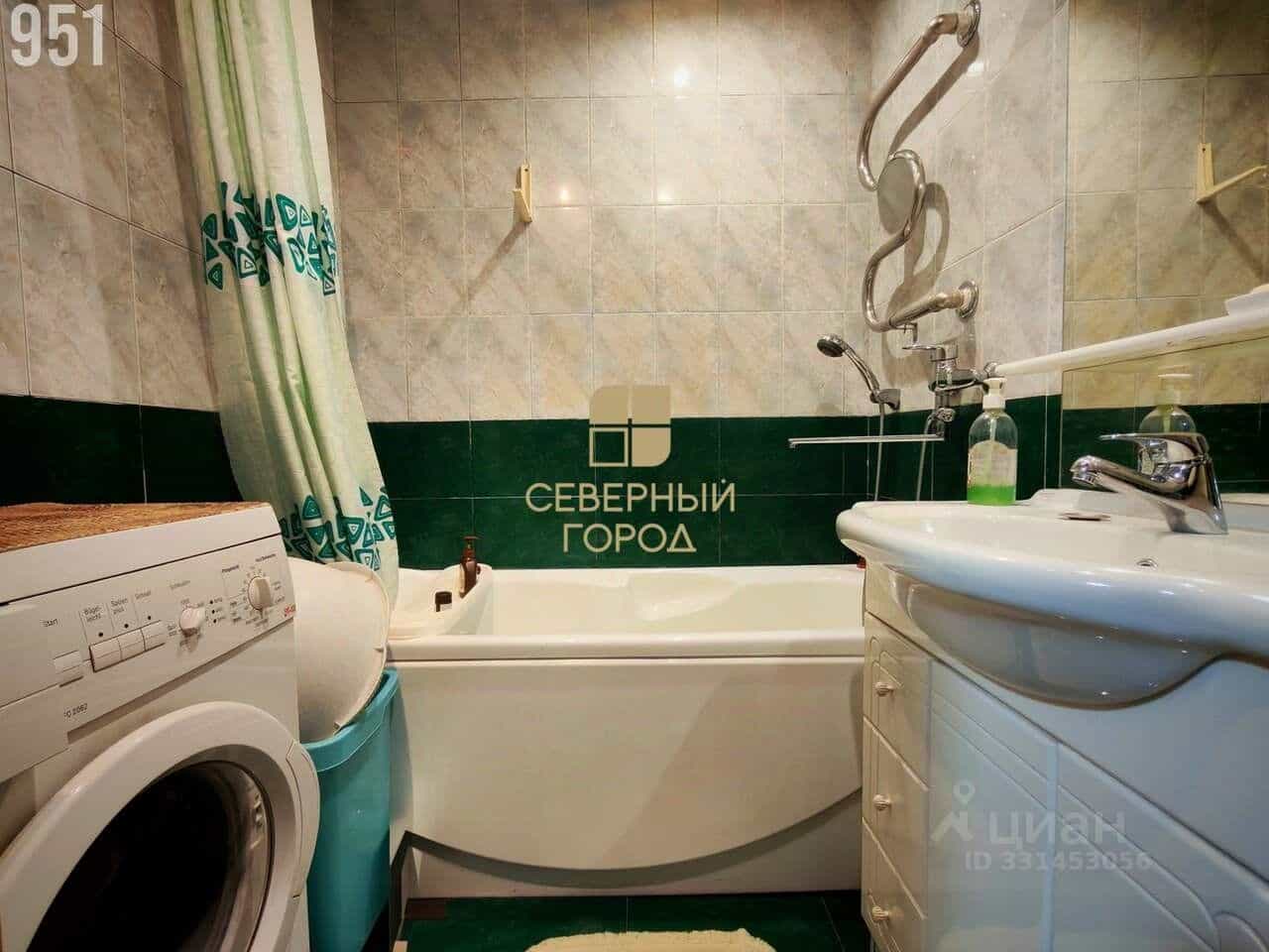 Россия, Ханты-Мансийский автономный округ — Югра, Нижневартовск, улица Мира, 60к1, фото 13