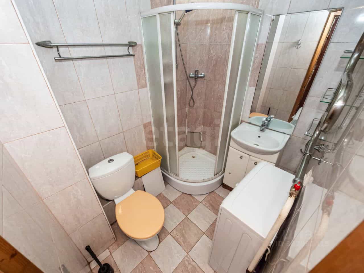 Россия, Новосибирск, улица Кошурникова, 47/1, фото 19