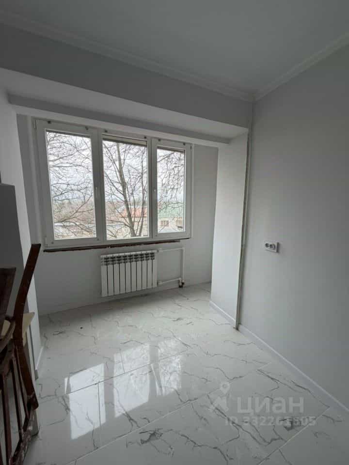 Россия, Кабардино-Балкарская Республика, Баксан, проспект Ленина, 51, фото 9