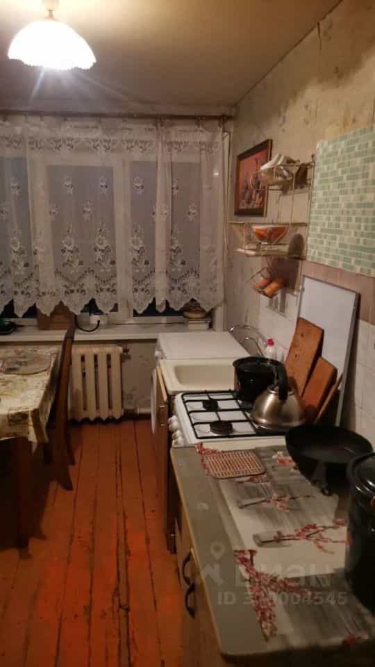 Россия, Новгородская область, Старая Русса, улица Возрождения, 164А, фото 7