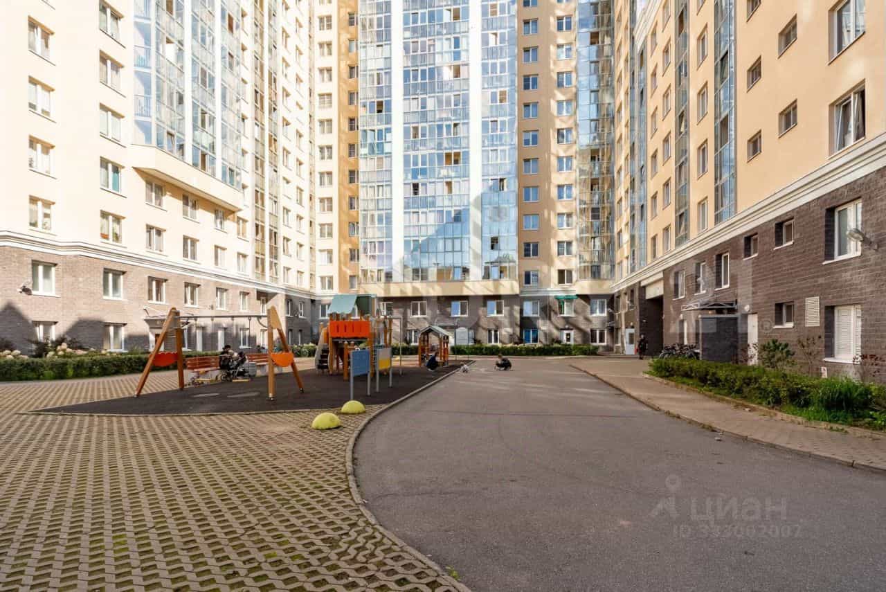 Россия, Санкт-Петербург, улица Оптиков, 37, фото 42