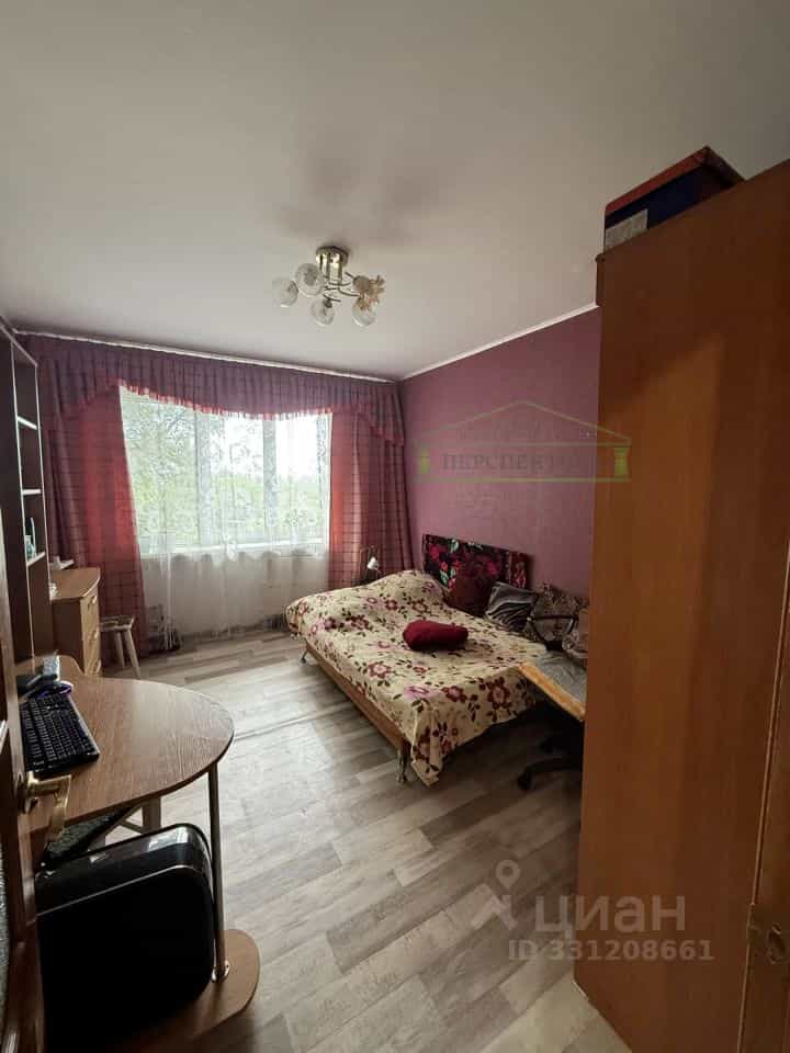 Россия, Приморский край, Артём, улица Ворошилова, 18, фото 9