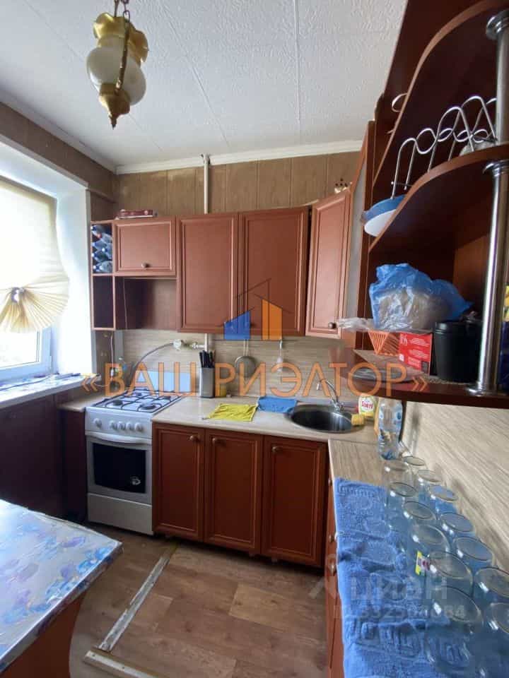 Россия, Белгородская область, Губкин, проспект Горняков, 9, фото 9