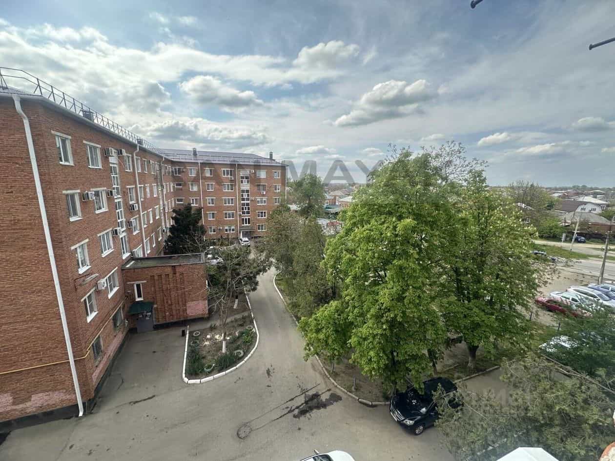 Россия, Республика Адыгея (Адыгея), Майкоп, улица 3-го Интернационала, 445, фото 14