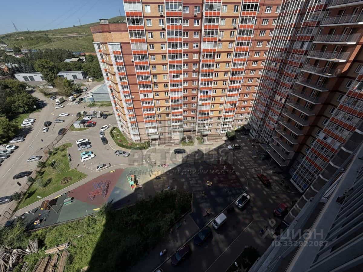 Россия, Красноярск, улица Калинина, 18, фото 27