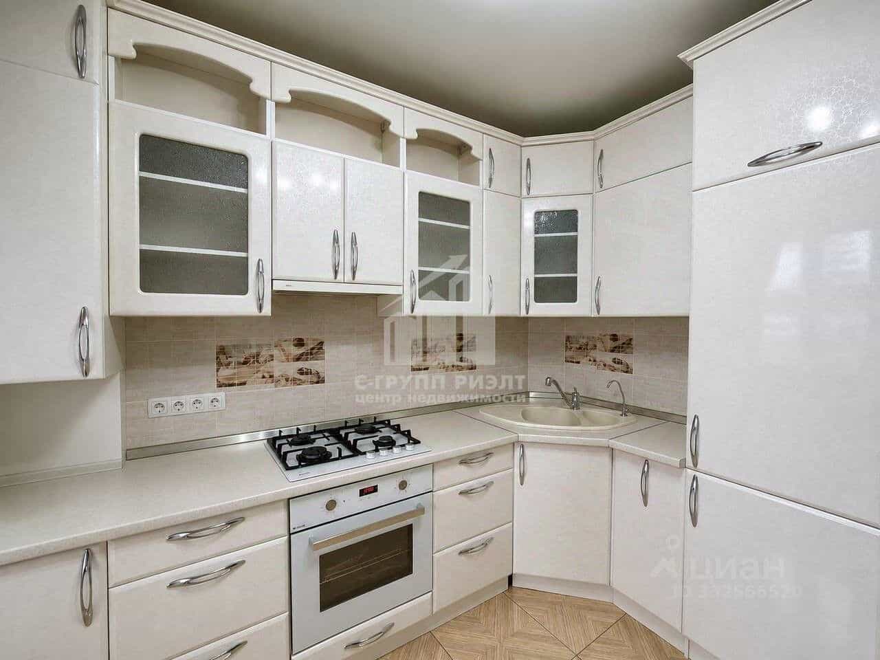 Россия, Калининград, улица Сержанта Мишина, 22Б, фото 17