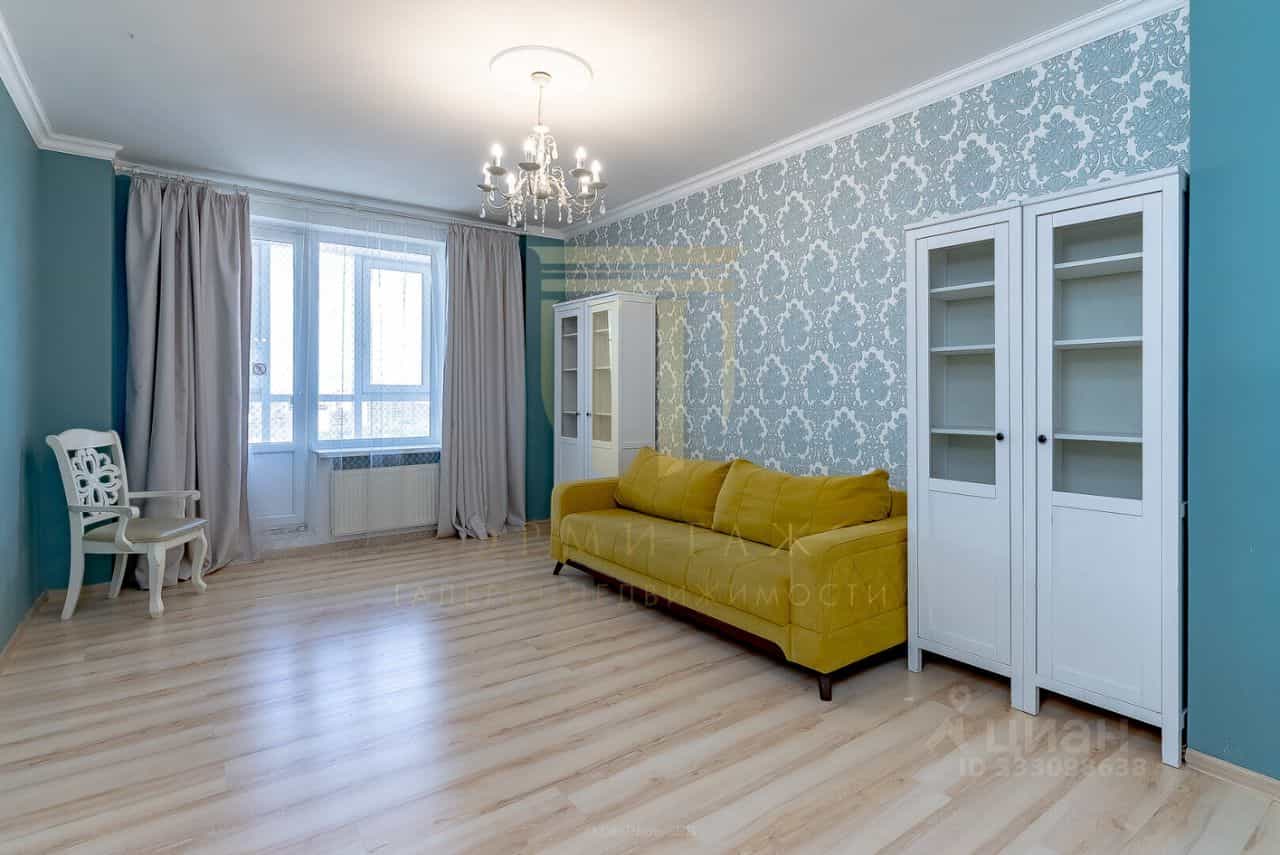 Россия, Санкт-Петербург, Комендантский проспект, 51к1