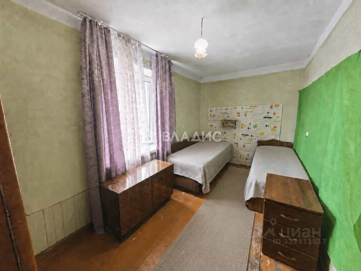 Россия, Калужская область, Людиново, улица Урицкого, 24, фото 9