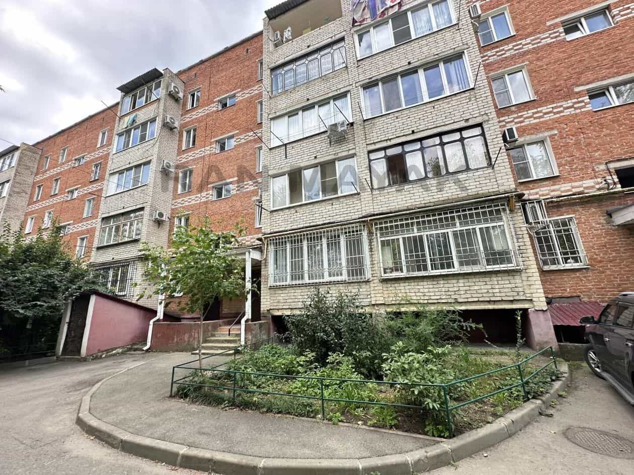 Россия, Республика Адыгея (Адыгея), Майкоп, улица 12 Марта, 130к2, фото 19