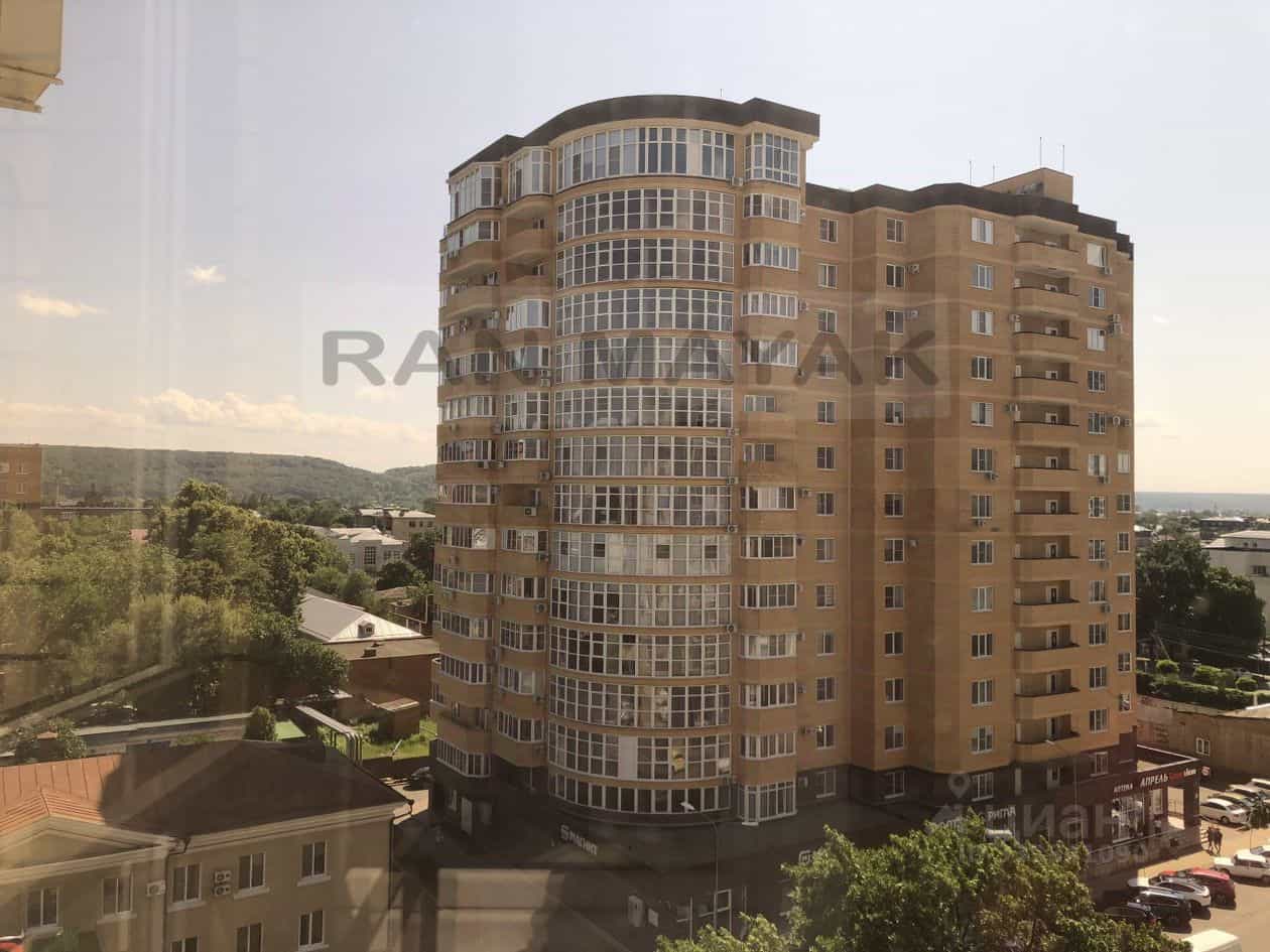 Россия, Республика Адыгея (Адыгея), Майкоп, улица Ленина, 29, фото 16