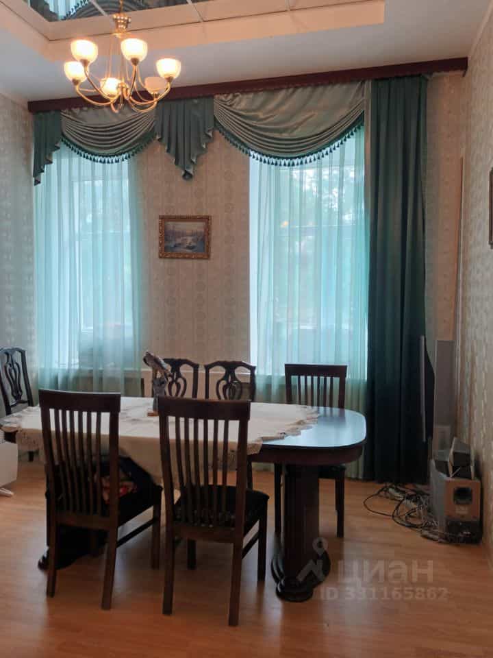 Россия, Великий Новгород, район Торговая сторона, Никольская улица, 30