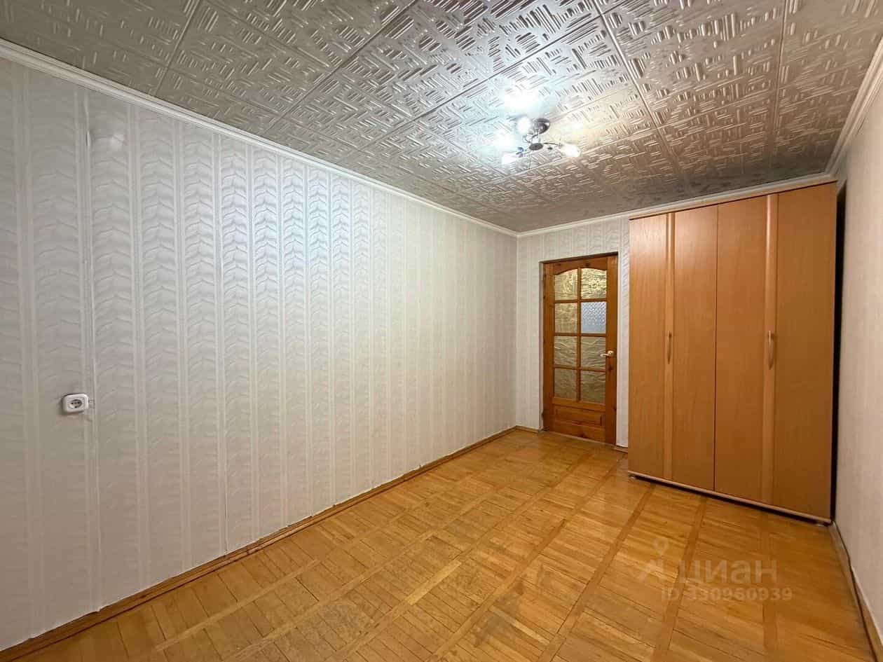 Россия, Кабардино-Балкарская Республика, Нальчик, улица Кирова, 203, фото 3