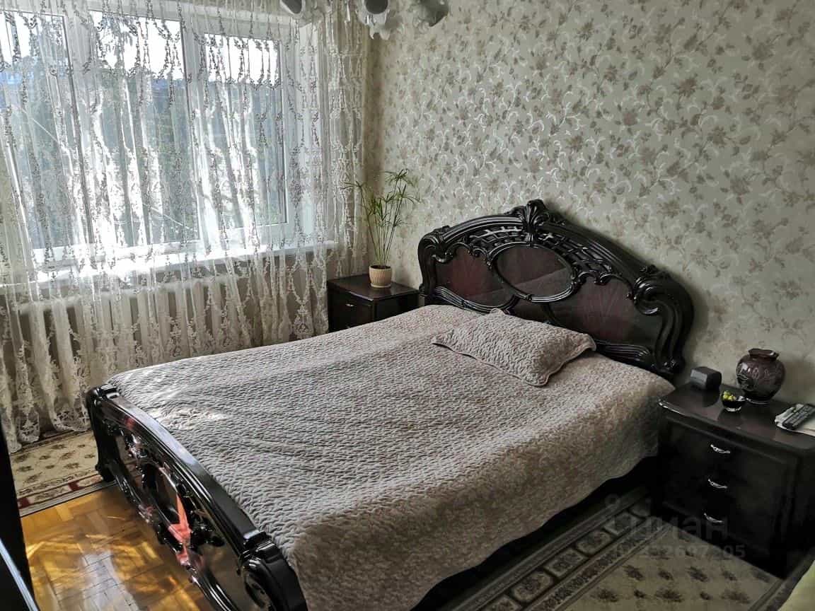 Россия, Республика Северная Осетия — Алания, Владикавказ, улица Цоколаева, 10, фото 3