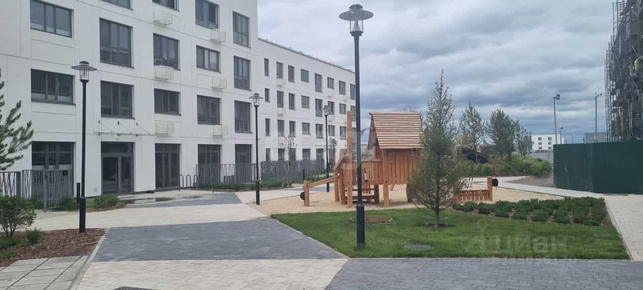 Россия, Тюмень, улица Сергея Свиридова, 15, фото 23