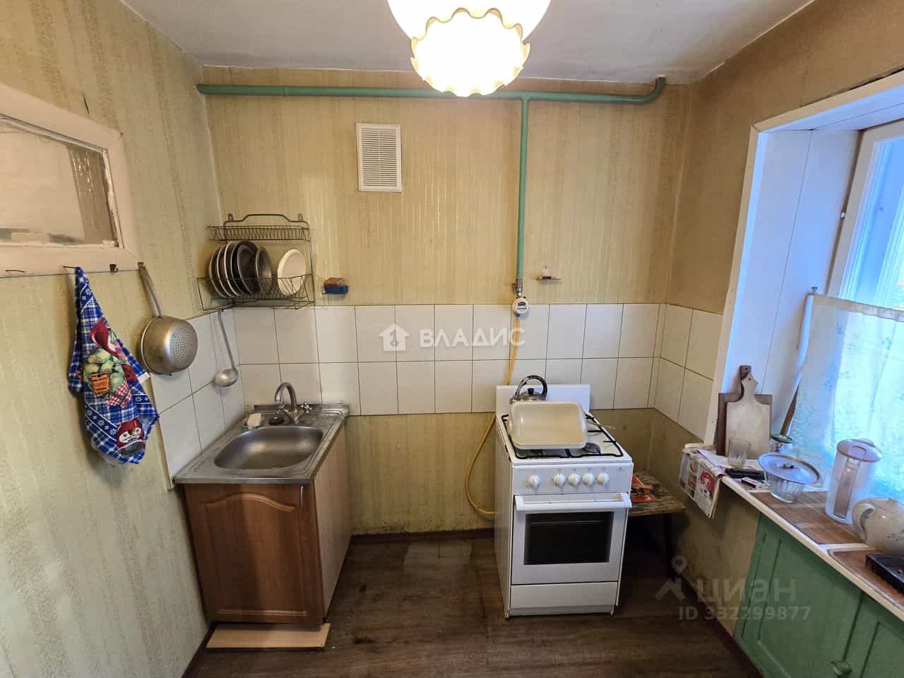Россия, Ярославская область, Рыбинск, Солнечная улица, 10, фото 3