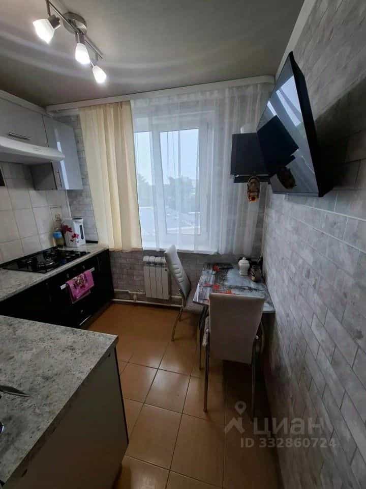 Россия, Орловская область, Мценск, 1-й микрорайон, 7А, фото 4