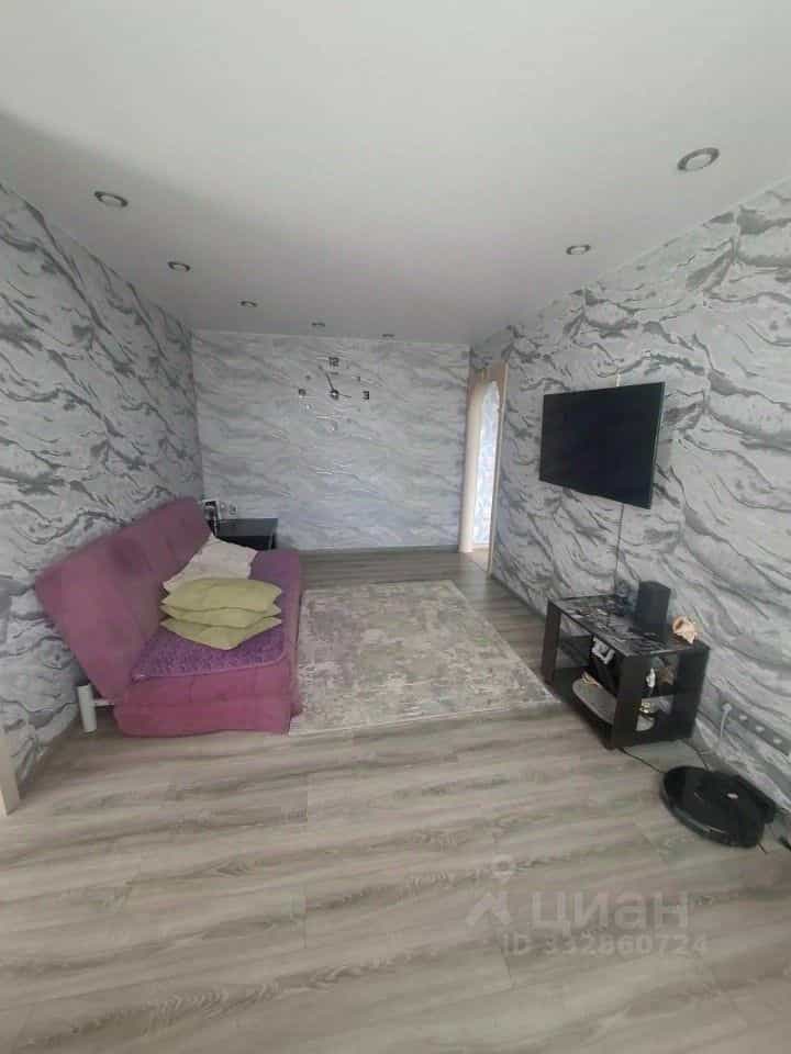 Россия, Орловская область, Мценск, 1-й микрорайон, 7А, фото 6