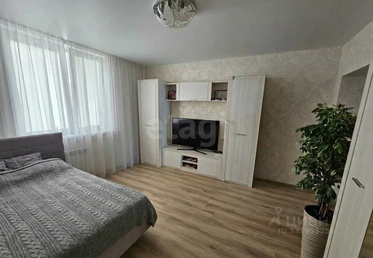 Россия, Калининград, улица Виктора Денисова, 18, фото 5