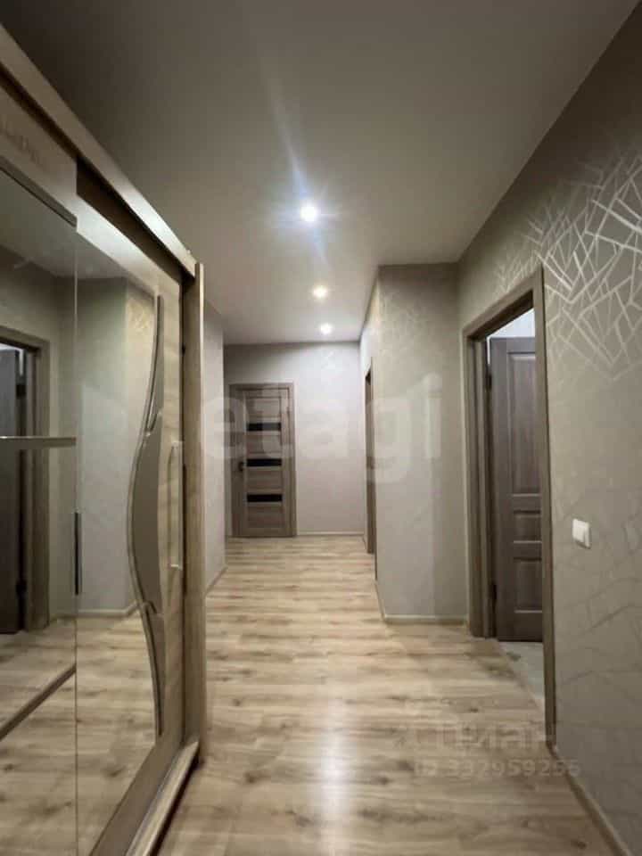 Россия, Калининград, улица Виктора Денисова, 18, фото 12