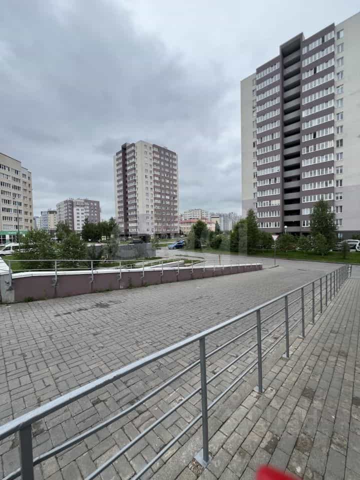 Россия, Калининград, улица Виктора Денисова, 18, фото 21