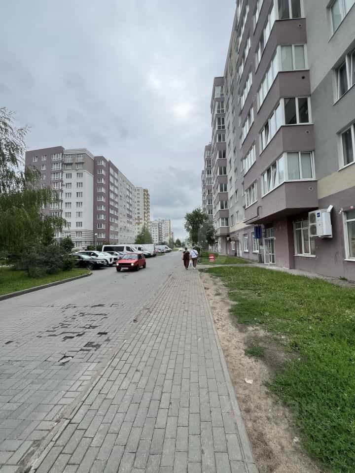 Россия, Калининград, улица Виктора Денисова, 18, фото 23