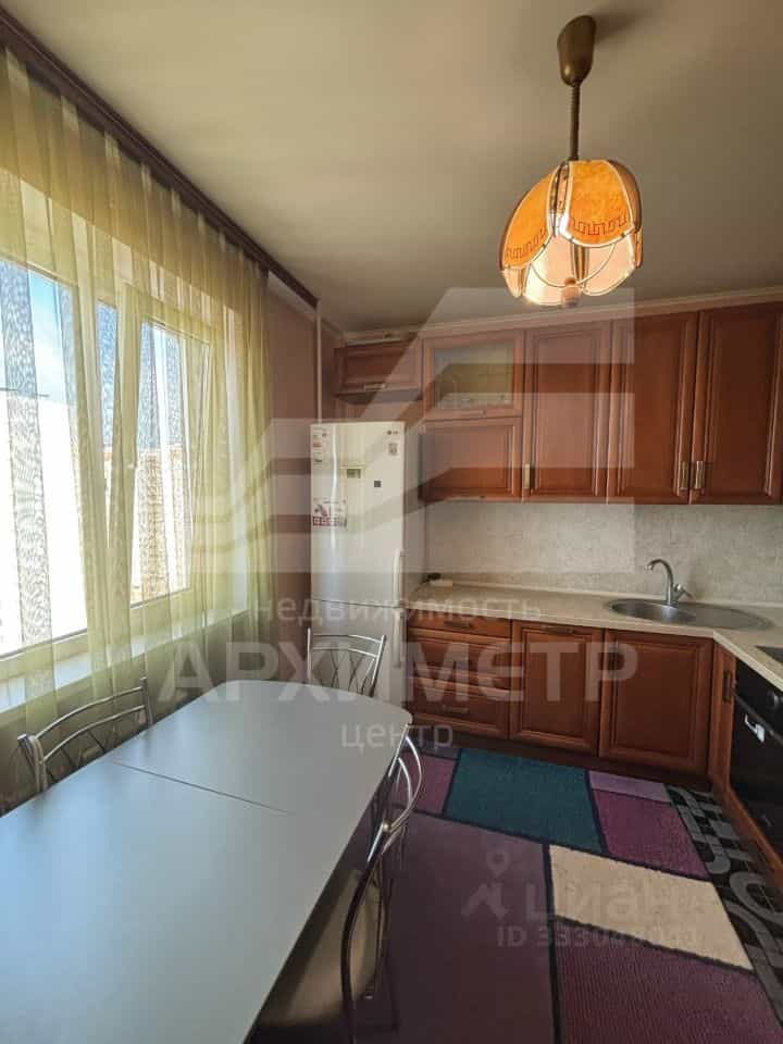 Россия, Курск, проспект Вячеслава Клыкова, 66, фото 16